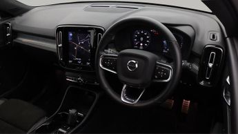 Volvo XC40 RECHARGE T4 R-DESIGN