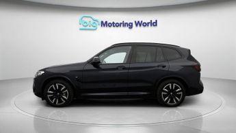 BMW iX3 M SPORT