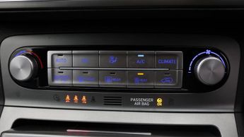 Hyundai KONA PREMIUM