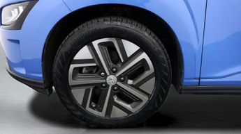 Hyundai KONA PREMIUM