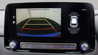 Hyundai KONA PREMIUM