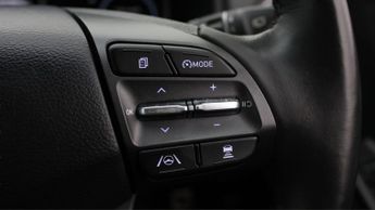 Hyundai KONA PREMIUM