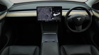 Tesla Model Y BASE
