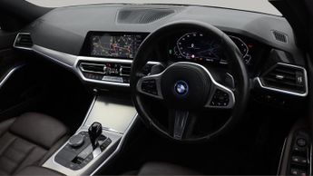 BMW 3 Series 330E M SPORT