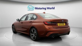 BMW 3 Series 330E M SPORT