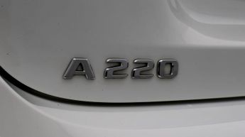 Mercedes-Benz A Class A 220 AMG LINE PREMIUM