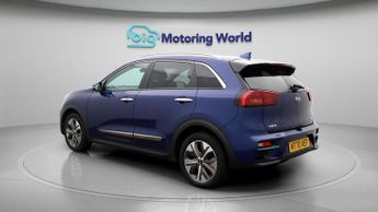 Kia Niro 4 PLUS