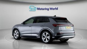 Audi Q4 e-tron S LINE