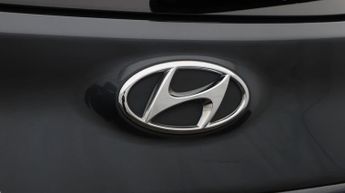 Hyundai KONA PREMIUM