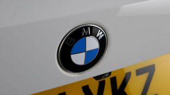 BMW 3 Series 330E M SPORT