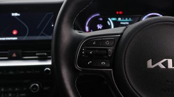 Kia Niro 4 PLUS