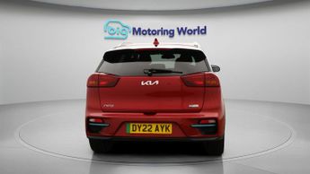 Kia Niro 4 PLUS