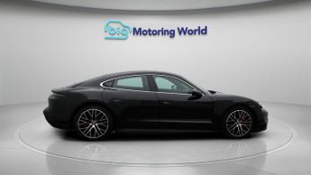 Porsche Taycan 4S