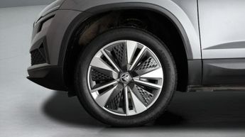 Skoda Karoq SE DRIVE TSI DSG