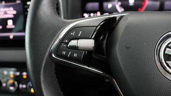 Skoda Karoq SE DRIVE TSI DSG