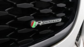 Jaguar F-PACE R-DYNAMIC BLACK