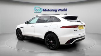 Jaguar F-PACE R-DYNAMIC BLACK
