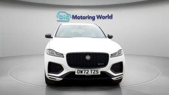 Jaguar F-PACE R-DYNAMIC BLACK