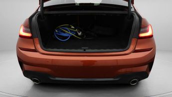 BMW 3 Series 330E M SPORT