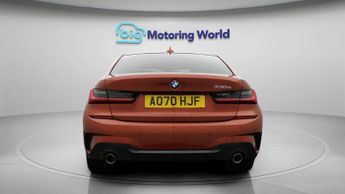 BMW 3 Series 330E M SPORT