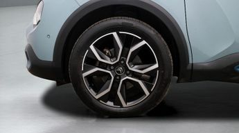 Citroen e-C4 SHINE PLUS