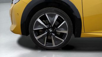 Peugeot E-208 GT PREMIUM