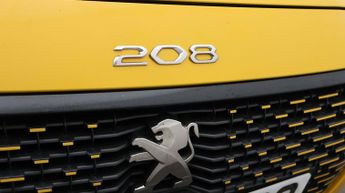Peugeot E-208 GT PREMIUM