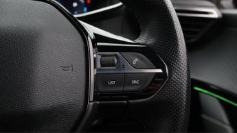 Peugeot E-208 GT PREMIUM