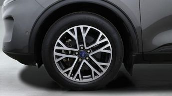 Ford Kuga TITANIUM FIRST EDITION