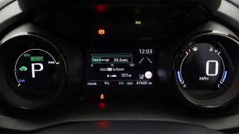 Toyota Yaris DYNAMIC