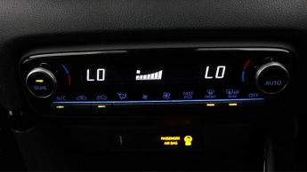 Toyota Yaris DYNAMIC