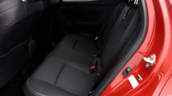 Toyota Yaris DYNAMIC