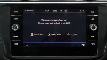 Volkswagen Tiguan ELEGANCE TSI DSG