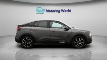 Citroen e-C4 SHINE PLUS