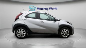 Toyota Aygo X VVT-I PURE