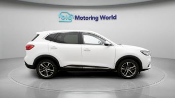 MG MG HS EXCLUSIVE DCT