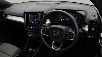 Volvo XC40 RECHARGE T4 PLUS