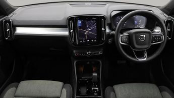 Volvo XC40 RECHARGE T4 PLUS