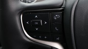 Lexus UX 300E PREMIUM PLUS