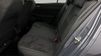 Volkswagen Golf STYLE ETSI DSG