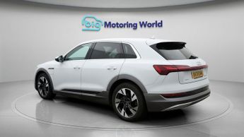 Audi e-tron QUATTRO SPORT
