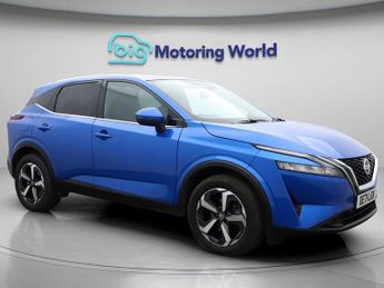 Nissan Qashqai DIG-T N-CONNECTA DCT