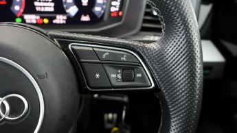 Audi A1 SPORTBACK TFSI S LINE