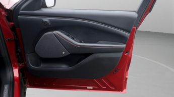 Ford Mustang Mach-E BASE