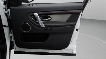 Land Rover Discovery Sport R-DYNAMIC SE