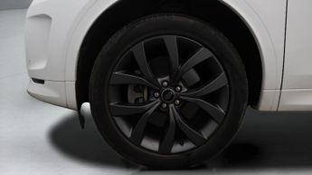 Land Rover Discovery Sport R-DYNAMIC SE