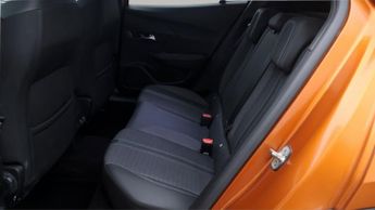 Peugeot E-2008 ALLURE PREMIUM