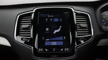 Volvo XC90 RECHARGE T8 R-DESIGN AWD