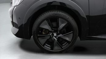 Peugeot E-208 GT PREMIUM