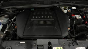 Peugeot E-208 GT PREMIUM